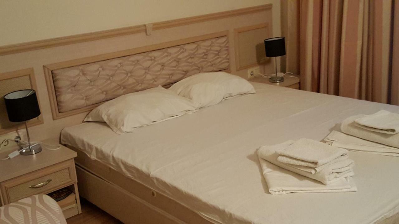 Bendita Mare Family Apartments ゴールデンサンド エクステリア 写真